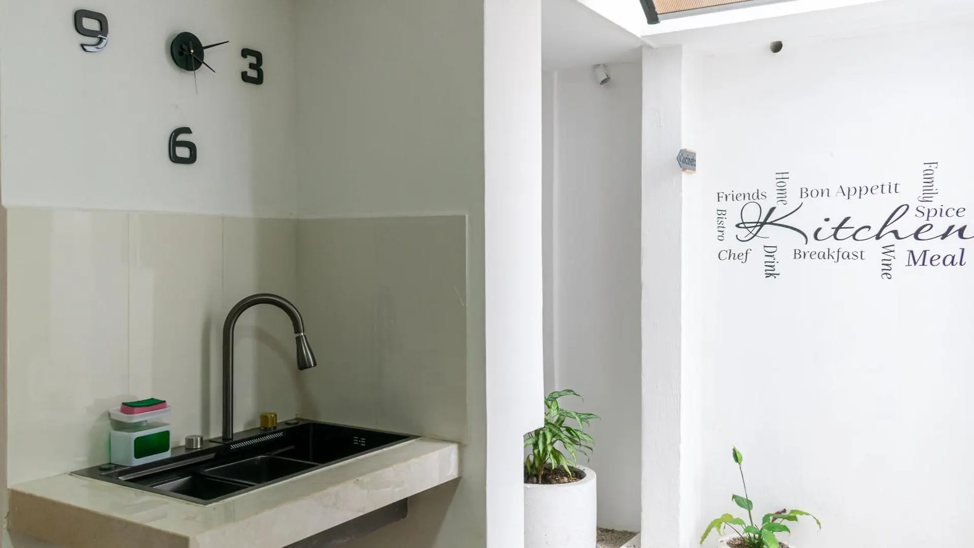 Aparthotel Elegant And Charming Near Miraflores And Tikal Futura H12 Guatemala City